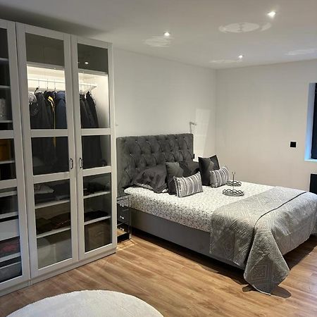Chambres Dans Maison Neuve Au Style Chic Et Boheme Villeneuve-sous-Dammartin Εξωτερικό φωτογραφία